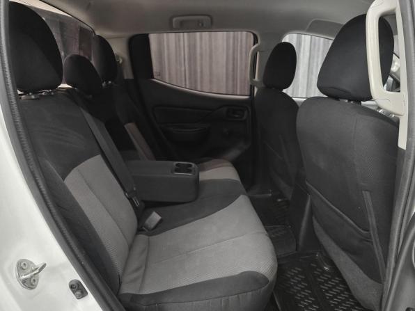 Mitsubishi L200 V Рестайлинг с пробегом 2019 года, цена 2 050 000 рублей, 160000 км, пикап, Автокод Объявления