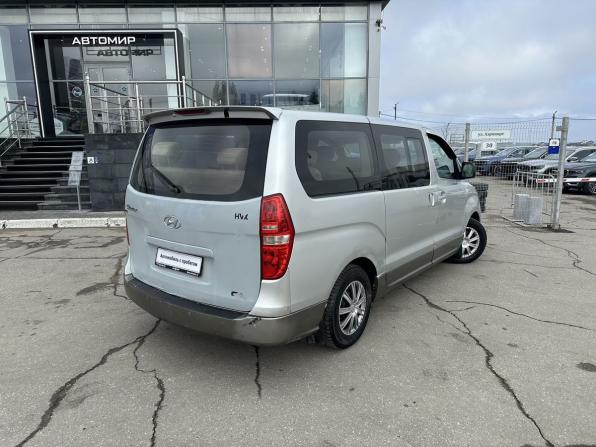 Hyundai Grand Starex I с пробегом 2009 года, цена 880 000 рублей, 319026 км, минивэн, Автокод Объявления