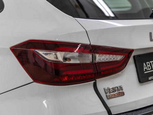 Lada (ВАЗ) Vesta I Рестайлинг (NG) с пробегом 2023 года, цена 1 378 000 рублей, 69317 км, универсал, Автокод Объявления