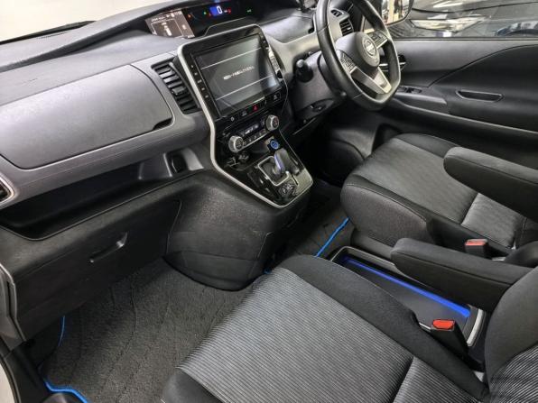 Nissan Serena V (C27) Рестайлинг с пробегом 2019 года, цена 2 333 000 рублей, 95772 км, минивэн, Автокод Объявления