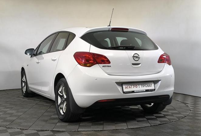 Opel Astra H Рестайлинг с пробегом 2011 года, цена 680 000 рублей, 160000 км, хэтчбек, Автокод Объявления