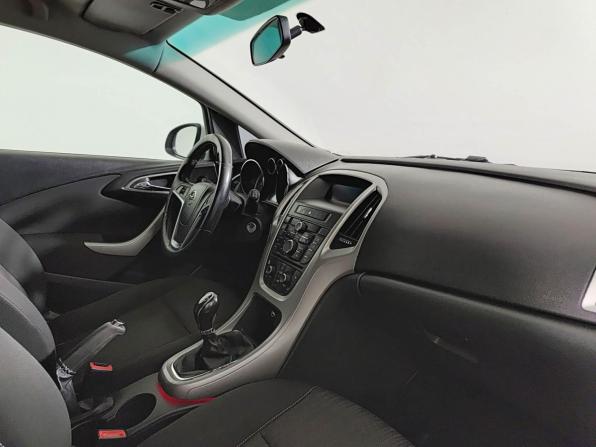 Opel Astra J с пробегом 2012 года, цена 640 000 рублей, 170000 км, хэтчбек, Автокод Объявления
