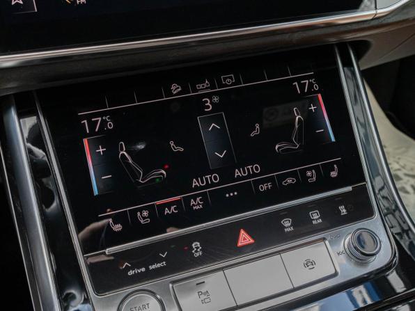 Audi Q8 I (4M) с пробегом 2019 года, цена 7 060 000 рублей, 93384 км, внедорожник, Автокод Объявления