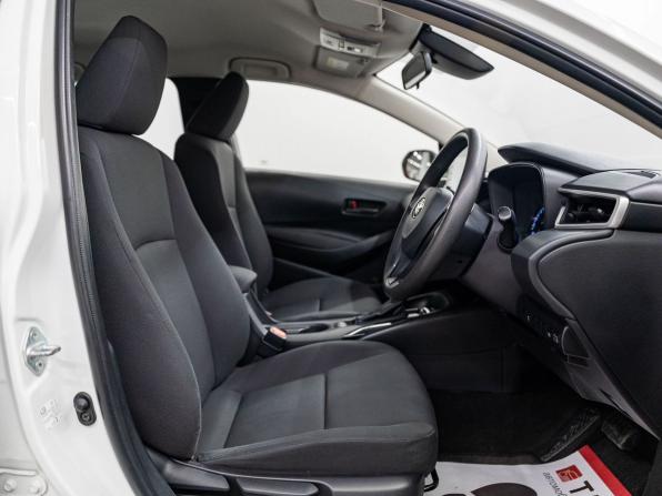 Toyota Corolla XII (E210) с пробегом 2019 года, цена 1 697 000 рублей, 107821 км, универсал, Автокод Объявления