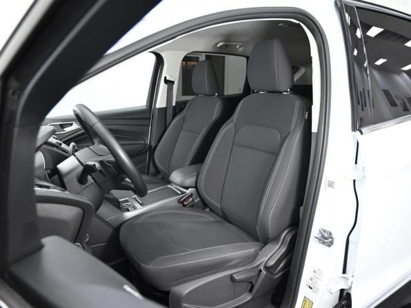 Ford Kuga II Рестайлинг с пробегом 2017 года, цена 1 049 000 рублей, 197000 км, внедорожник, Автокод Объявления
