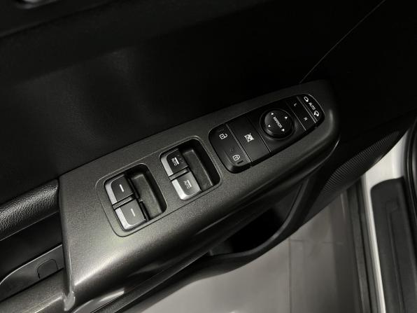 Kia Sportage IV с пробегом 2017 года, цена 1 830 000 рублей, 140476 км, внедорожник, Автокод Объявления