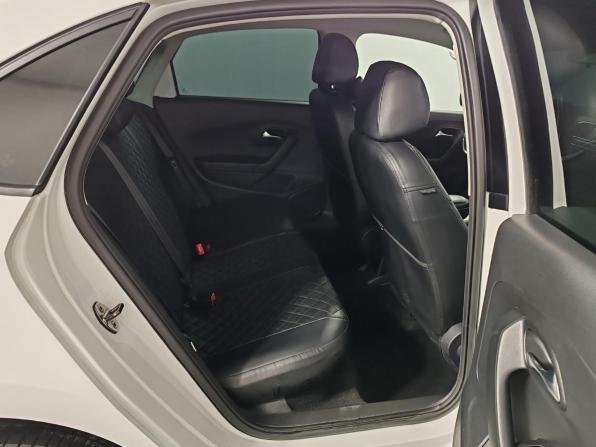 Volkswagen Polo V Рестайлинг с пробегом 2019 года, цена 1 175 000 рублей, 112007 км, седан, Автокод Объявления