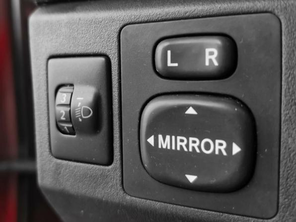 Toyota Yaris II Рестайлинг с пробегом 2010 года, цена 549 000 рублей, 136909 км, хэтчбек, Автокод Объявления