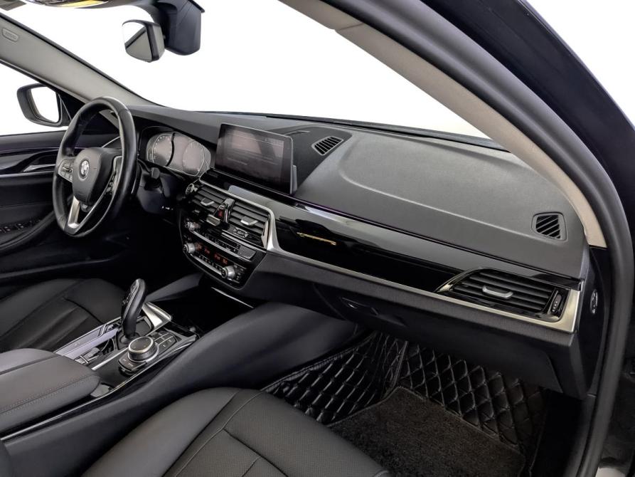BMW 5 серии VII (G30/G31/G38) Рестайлинг Москва  - изображение 13