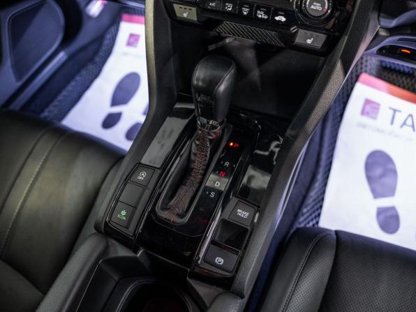 Honda Civic X с пробегом 2018 года, цена 1 970 000 рублей, 70750 км, седан, Автокод Объявления