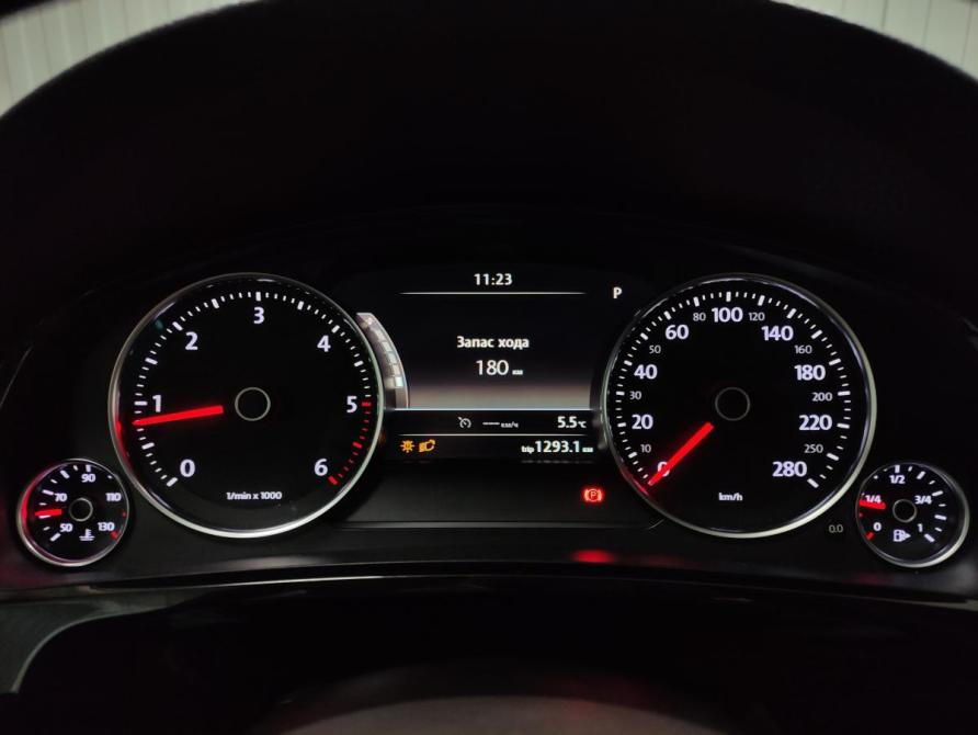 Volkswagen Touareg II Рестайлинг Пермь  - изображение 11