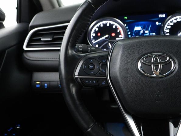 Toyota Camry VIII (XV70) с пробегом 2020 года, цена 3 010 111 рублей, 128817 км, седан, Автокод Объявления