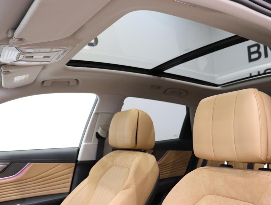 Hongqi HS5 I Рестайлинг Санкт-Петербург  - изображение 16