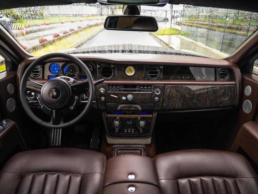 Rolls-Royce Phantom VII Санкт-Петербург  - изображение 19