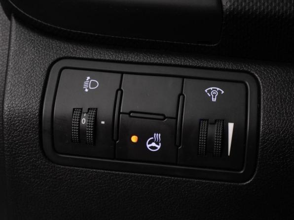 Hyundai Solaris I Рестайлинг с пробегом 2015 года, цена 999 000 рублей, 194227 км, хэтчбек, Автокод Объявления