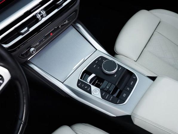 BMW 4 серии G22 G23 G26 с пробегом 2023 года, цена 8 999 000 рублей, 31700 км, кабриолет, Автокод Объявления