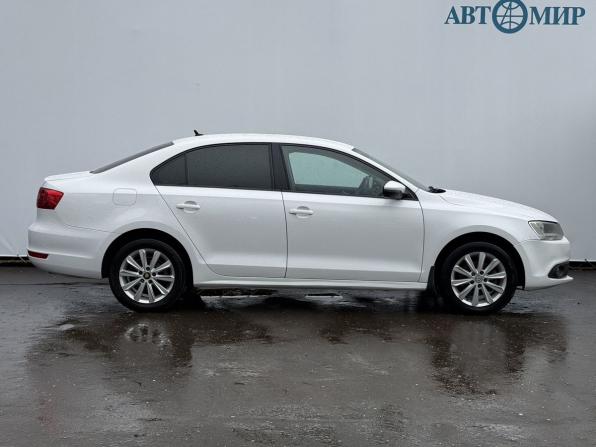 Volkswagen Jetta VI с пробегом 2013 года, цена 890 000 рублей, 211803 км, седан, Автокод Объявления