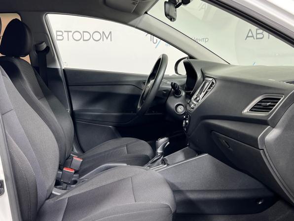 Hyundai Solaris II Рестайлинг с пробегом 2021 года, цена 1 239 000 рублей, 177372 км, седан, Автокод Объявления