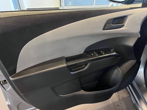 Chevrolet Aveo II с пробегом 2014 года, цена 475 000 рублей, 306843 км, седан, Автокод Объявления