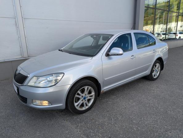 Skoda Octavia II (A5) Рестайлинг с пробегом 2012 года, цена 760 000 рублей, 164612 км, лифтбек, Автокод Объявления