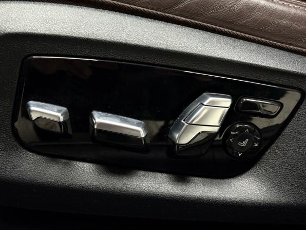 BMW 5 серии VII (G30/G31/G38) Рестайлинг с пробегом 2021 года, цена 5 299 000 рублей, 55500 км, седан, Автокод Объявления