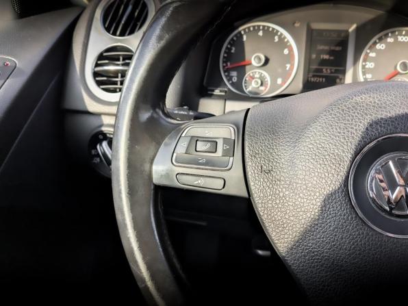 Volkswagen Tiguan I Рестайлинг с пробегом 2012 года, цена 1 115 000 рублей, 197211 км, внедорожник, Автокод Объявления