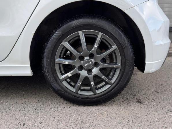 Audi A1 I (8X) с пробегом 2013 года, цена 949 000 рублей, 109964 км, хэтчбек, Автокод Объявления