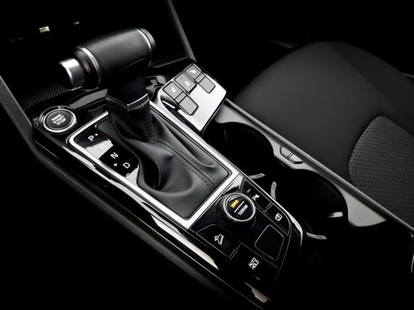 Kia Sportage V с пробегом 2022 года, цена 3 499 000 рублей, 38854 км, внедорожник, Автокод Объявления