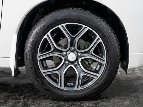Mitsubishi Outlander III Рестайлинг с пробегом 2015 года, цена 1 849 500 рублей, 190736 км, внедорожник, Автокод Объявления