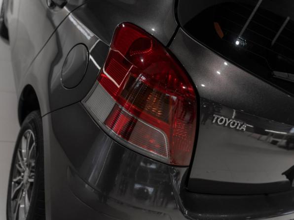 Toyota Yaris II Рестайлинг с пробегом 2009 года, цена 760 000 рублей, 159592 км, хэтчбек, Автокод Объявления