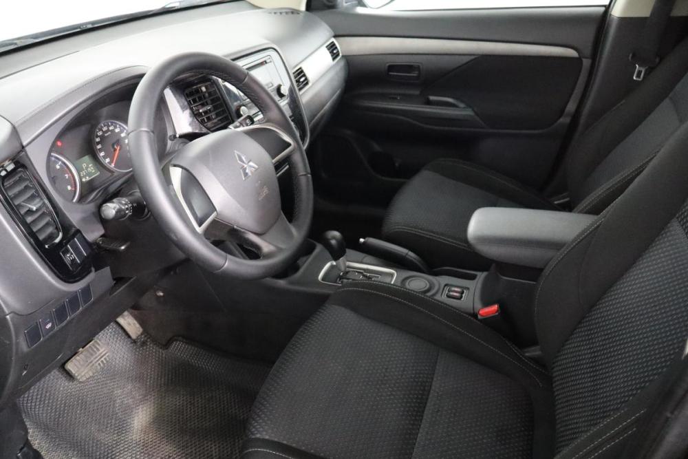 Mitsubishi Outlander III Рестайлинг 2 Санкт-Петербург  - изображение 8