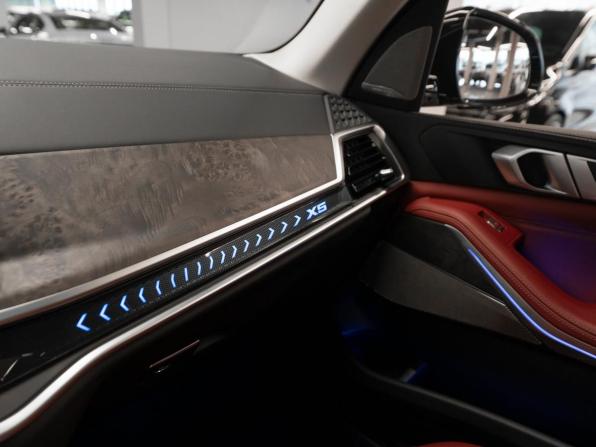BMW X5 IV (G05/G18) Рестайлинг с пробегом 2025 года, цена 9 600 000 рублей, 2795 км, внедорожник, Автокод Объявления