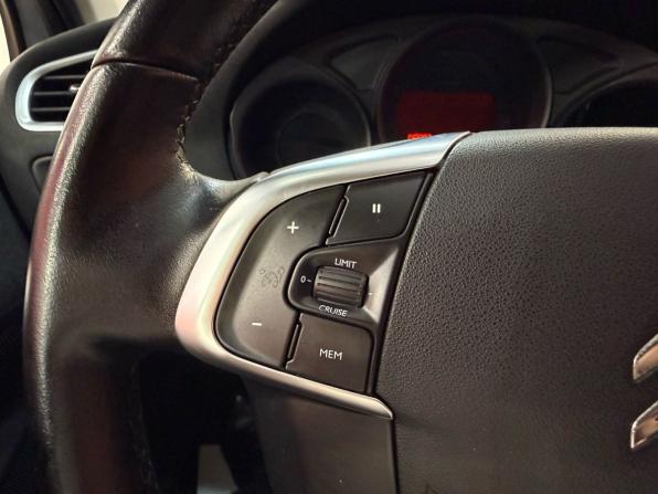 Citroen C4 II с пробегом 2012 года, цена 650 000 рублей, 140092 км, хэтчбек, Автокод Объявления
