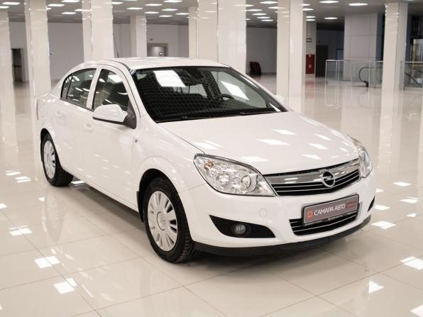Opel Astra H Рестайлинг с пробегом 2012 года, цена 645 000 рублей, 134120 км, седан, Автокод Объявления