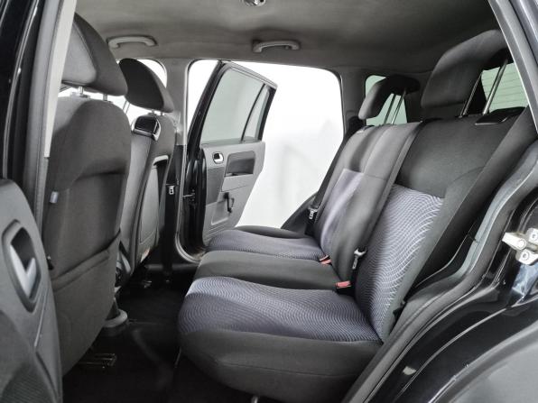 Ford Fusion I Рестайлинг с пробегом 2006 года, цена 290 030 рублей, 243203 км, хэтчбек, Автокод Объявления