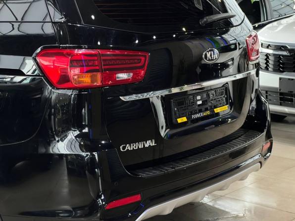 Kia Carnival III с пробегом 2019 года, цена 3 100 000 рублей, 98355 км, минивэн, Автокод Объявления