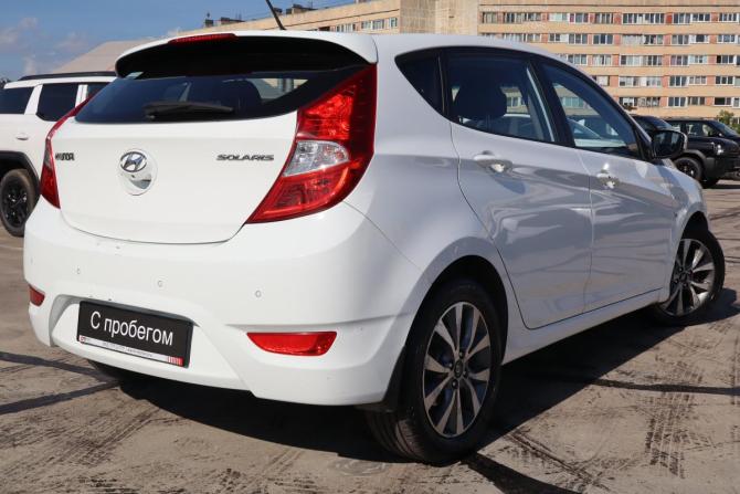 Hyundai Solaris I с пробегом 2014 года, цена 829 000 рублей, 122000 км, хэтчбек, Автокод Объявления