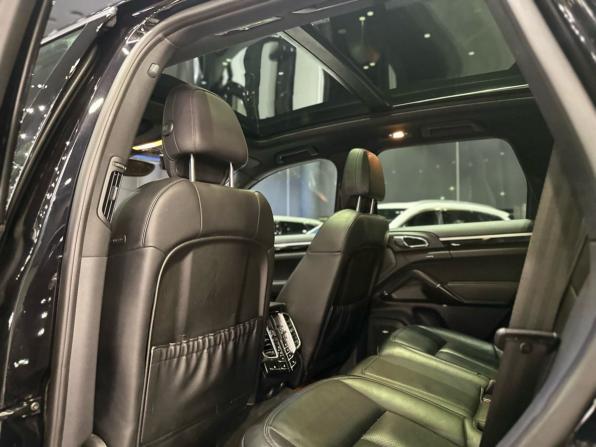 Porsche Cayenne II Рестайлинг (958) с пробегом 2015 года, цена 4 050 000 рублей, 56850 км, внедорожник, Автокод Объявления