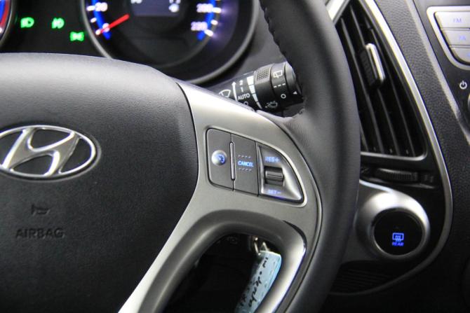 Hyundai ix35 I с пробегом 2012 года, цена 985 300 рублей, 209645 км, внедорожник, Автокод Объявления
