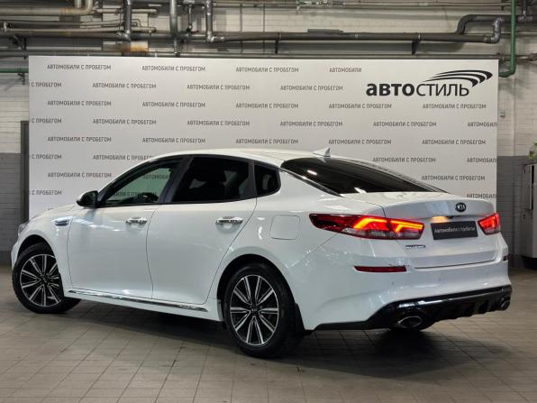 Kia Optima IV Рестайлинг с пробегом 2018 года, цена 1 429 000 рублей, 182000 км, седан, Автокод Объявления