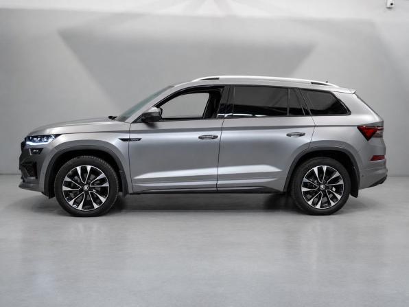 Skoda Kodiaq I Рестайлинг с пробегом 2023 года, цена 4 070 000 рублей, 43500 км, внедорожник, Автокод Объявления
