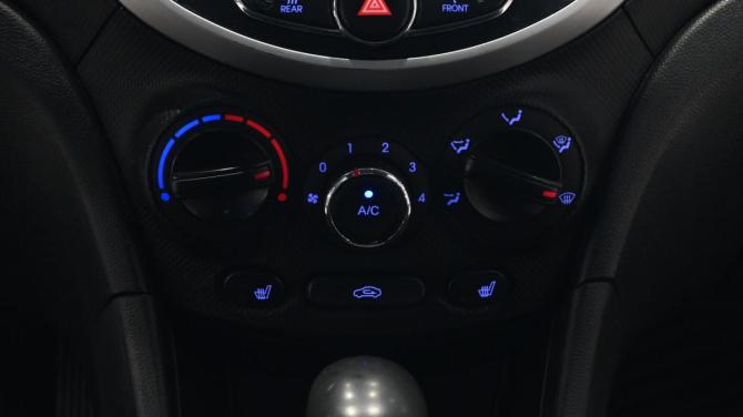 Hyundai Solaris I с пробегом 2013 года, цена 579 000 рублей, 253014 км, седан, Автокод Объявления