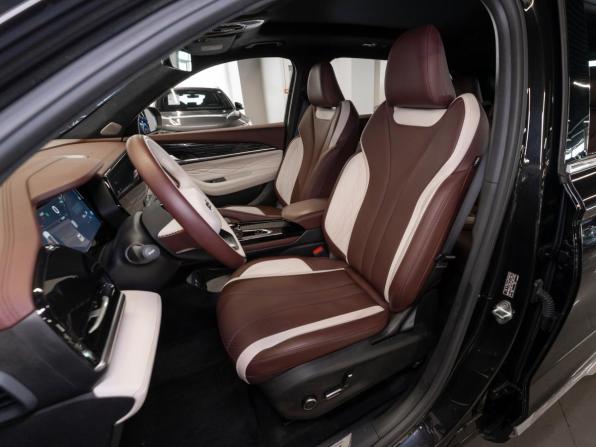 Geely Monjaro I с пробегом 2023 года, цена 3 370 000 рублей, 46278 км, внедорожник, Автокод Объявления