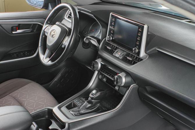 Toyota RAV4 V (XA50) с пробегом 2022 года, цена 2 949 000 рублей, 118000 км, внедорожник, Автокод Объявления