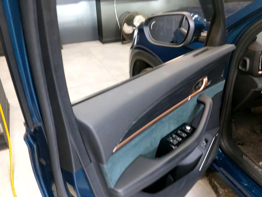 Geely Monjaro I Москва  - изображение 9