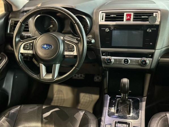 Subaru Outback V с пробегом 2015 года, цена 1 750 000 рублей, 240397 км, универсал, Автокод Объявления