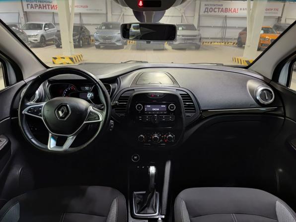 Renault Kaptur I Рестайлинг с пробегом 2021 года, цена 1 565 000 рублей, 76245 км, внедорожник, Автокод Объявления