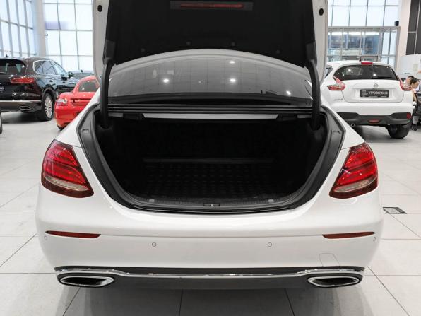 Mercedes-Benz E-Класс V (W213 S213 C238) с пробегом 2016 года, цена 2 180 000 рублей, 250127 км, седан, Автокод Объявления