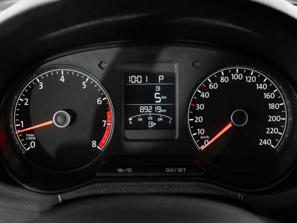 Volkswagen Polo V Рестайлинг с пробегом 2017 года, цена 1 149 500 рублей, 89219 км, седан, Автокод Объявления