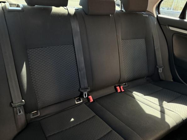 Volkswagen Jetta V с пробегом 2009 года, цена 400 000 рублей, 371113 км, седан, Автокод Объявления